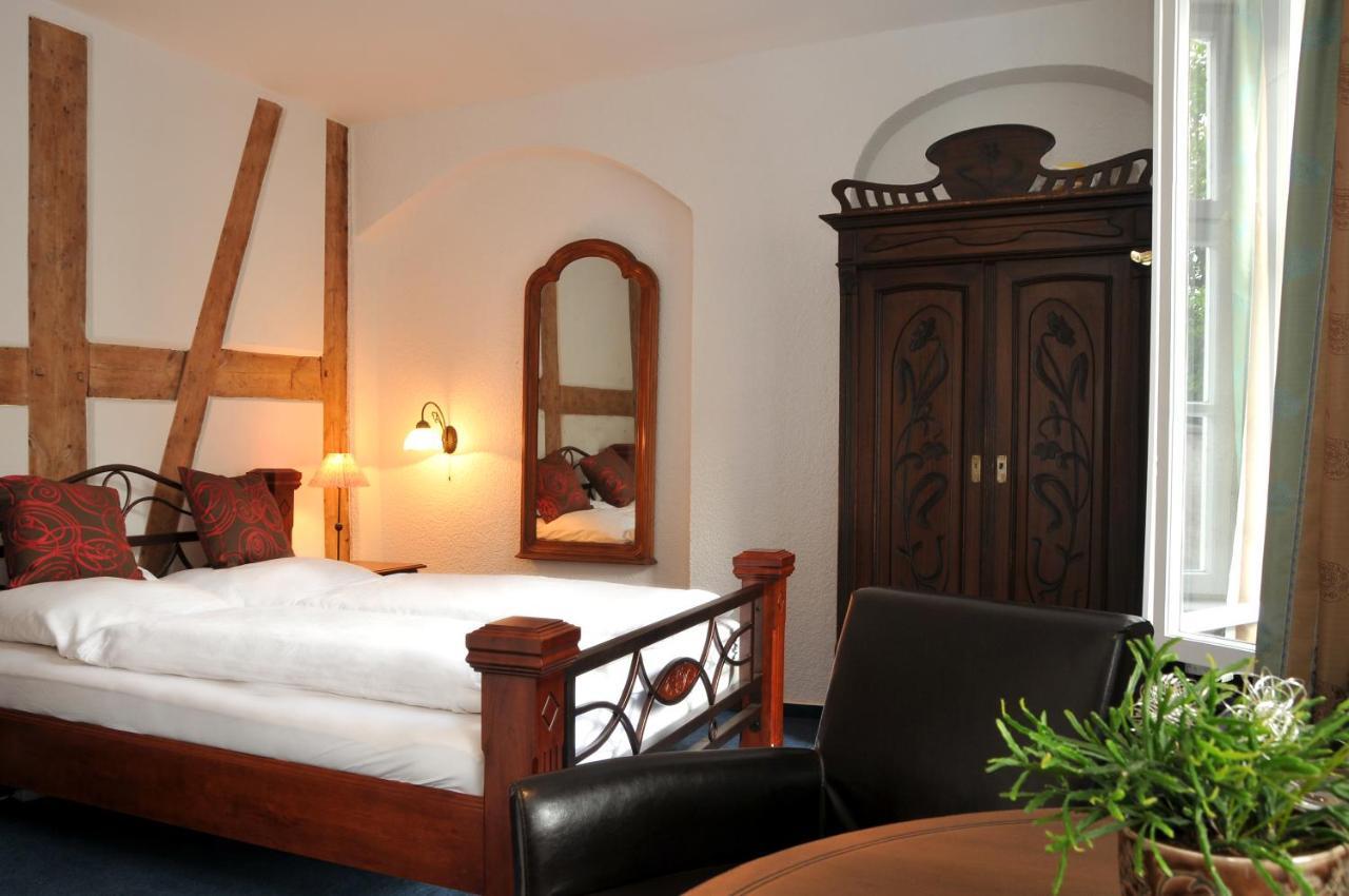 Pension Altstadt Moench In Top Lage Preis Inclusive 5 Prozent Bettensteuer Und Fruehstueck شترالسوند الغرفة الصورة
